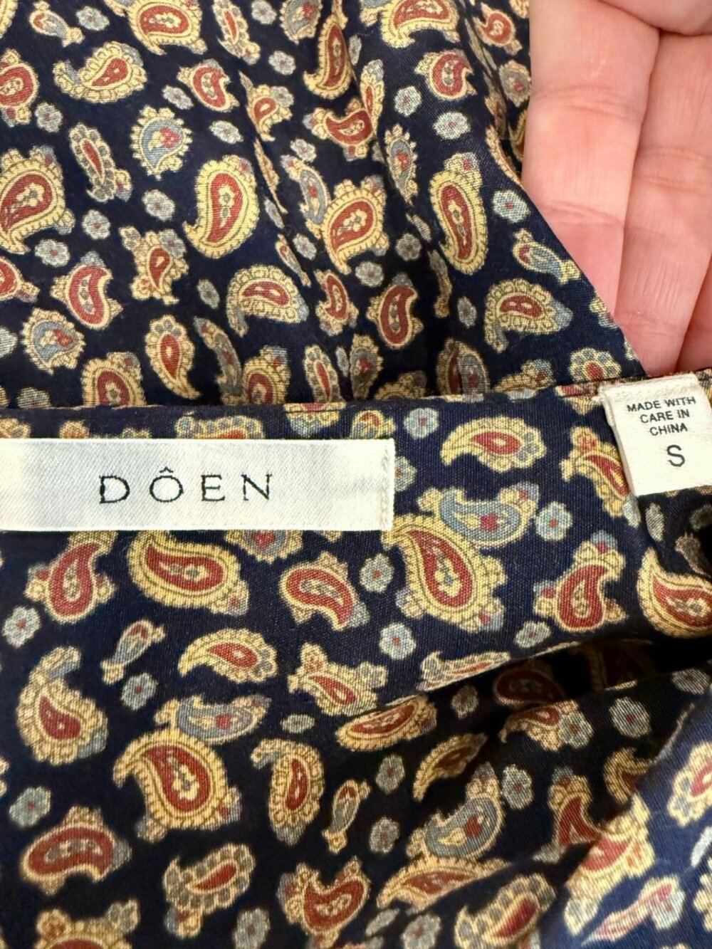 Dôen Candace Top in Villette Paisley, Silk - size S - Picture 6 of 8